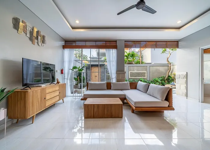 Q La Villa Seminyak